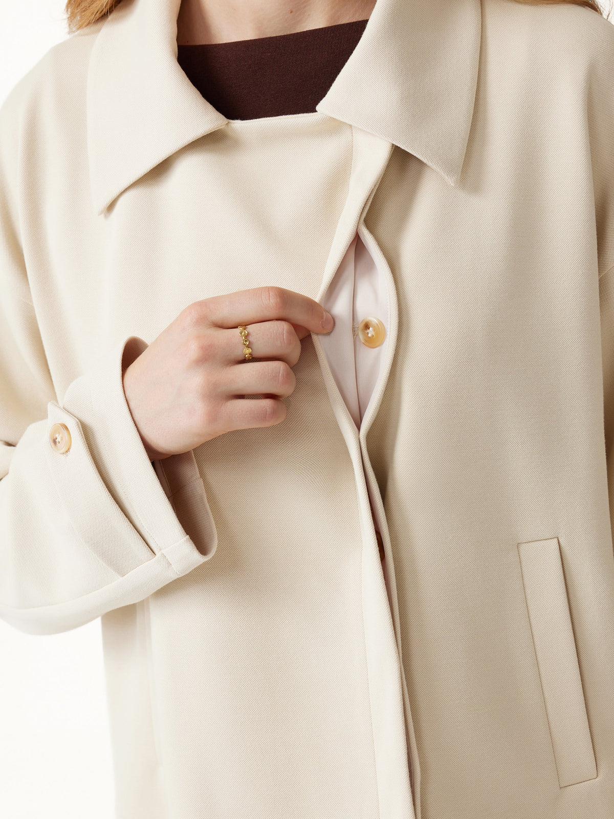 Bamboo Piqué Peaked Lapel Cuff-Tab Jacket with Pockets