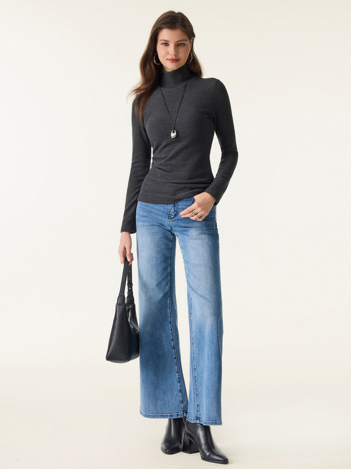MaxWarm Turtleneck Long Sleeve Built-In Bra Top 3.0